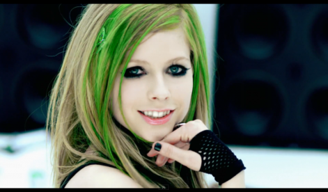 avril_lavigne_smile_walls_2_by_cuckietutos-d3hf7bt.png